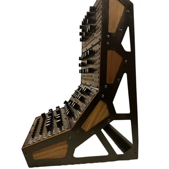 MOOG 4-TIER METAL RACK – Image 1
