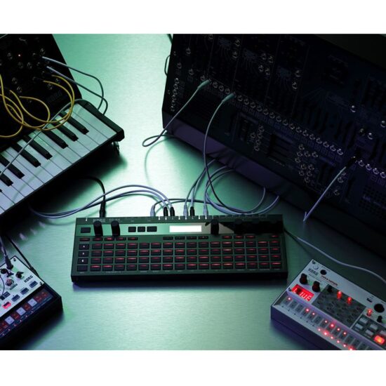 Korg SQ64 – Image 3
