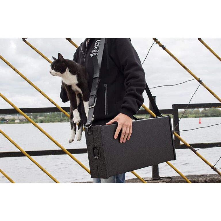 2x104HP Aluminum Travel Case with Lid