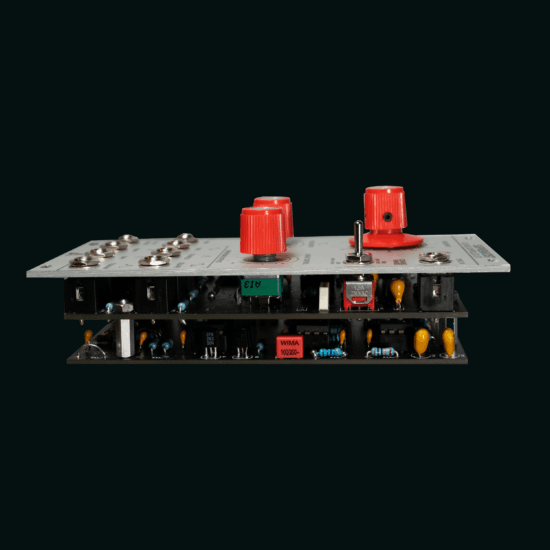 LA Circuits, Inc. SUPREMATIST VOLTAGE CONTROLLED LFO – Image 2