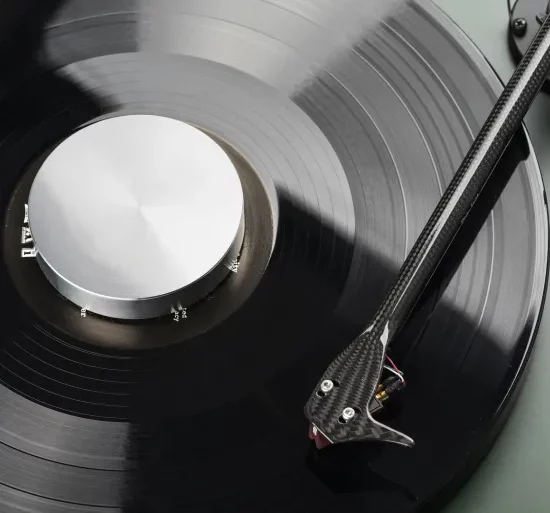 Pro-Ject Record Puck E Silver Aluminium – Image 2