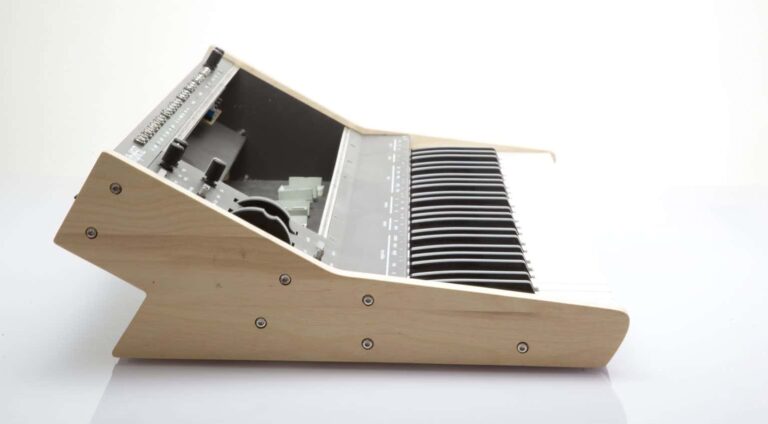 Cre8audio NiftyKEYZ  clavier et boîtier eurorack