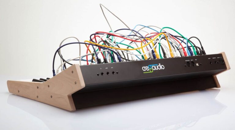 Cre8audio NiftyKEYZ  clavier et boîtier eurorack