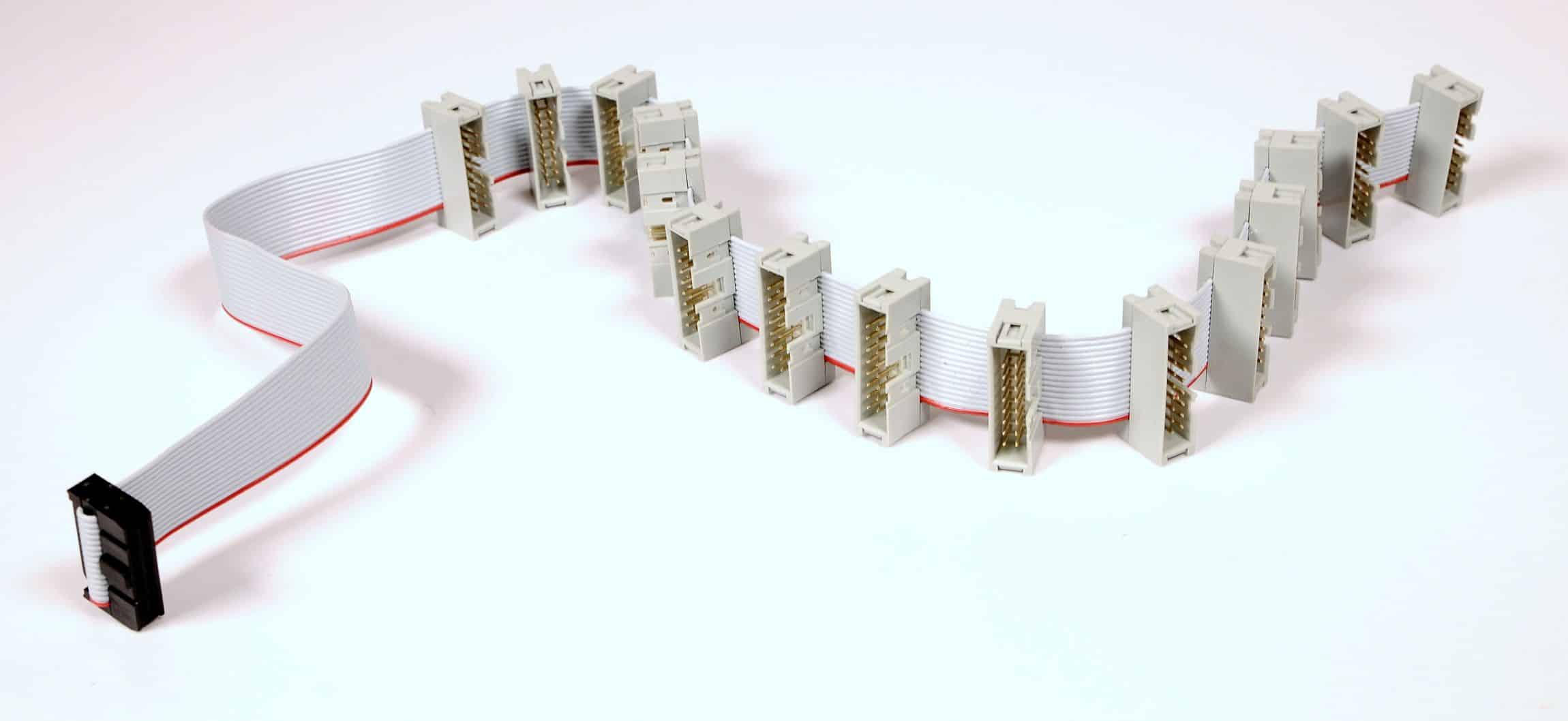 Konstant Lab Flying bus board avec 15 têtes – Image 1