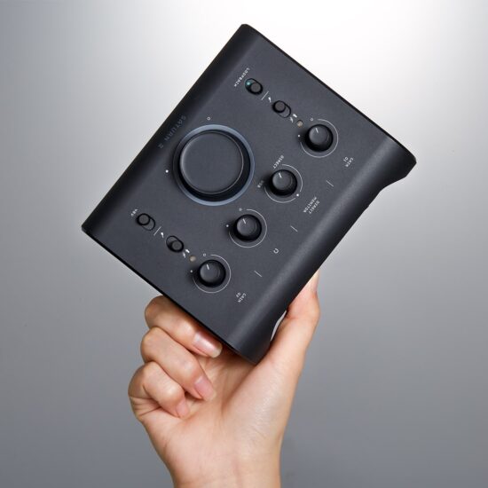 Carver Professional Saturn II – Image 1