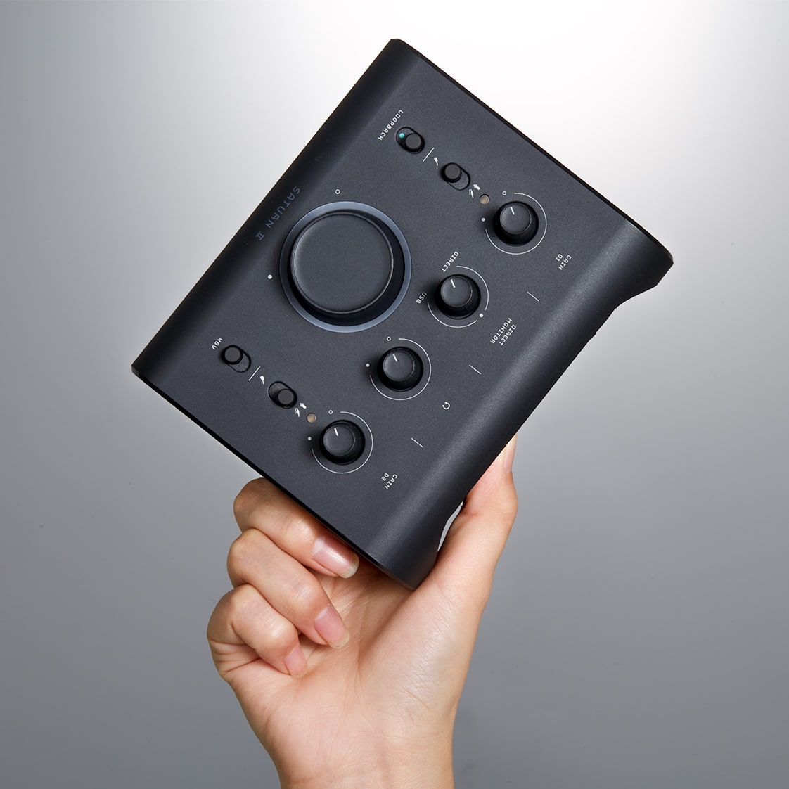 Carver Professional Saturn II – Image 1