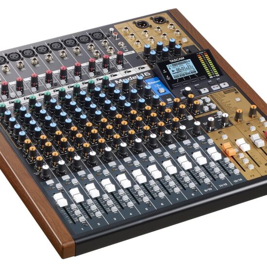 TASCAM Model 16 – Image 1